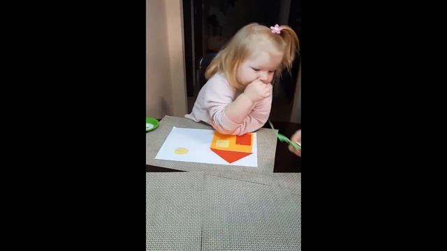 Домик аппликация из бумаги ( 2-3 года). Поделка из цветной бумаги смотреть онлайн