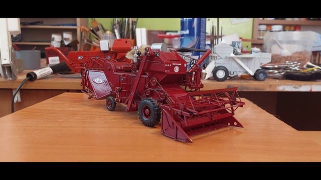 модель комбайна СК-3 в 43-м масштабе