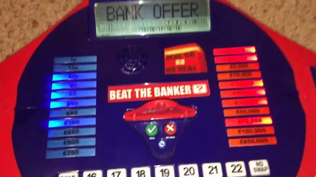 Deal or No Deal (Electronic Multiplayer Game) - Series 1, Episode 1 смотреть онлайн