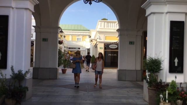 PARNDORFOUTLET AUSTRIA#Parndorf#Austria смотреть онлайн