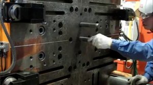 Быстрая замена толкателя пресс формы.mp4