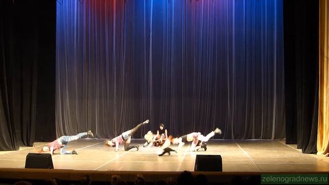 A F District (Тверь). Танцевальный микс смотреть онлайн