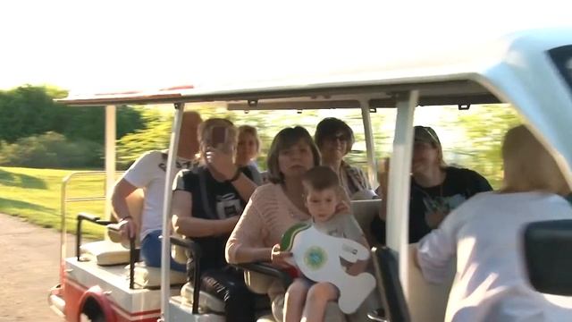 В ботаническом саду НИУ «БелГУ» открылся новый сезон «НеслуЧАЙных встреч» смотреть онлайн