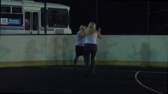 народный ансамбль песни Калина Выйду на улицу.mp4