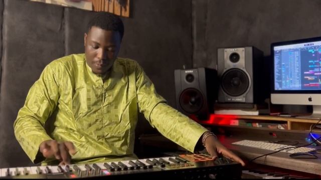 DINA ONE X ANDOU GUITAR ( AMUSONS-NOUS ) смотреть онлайн