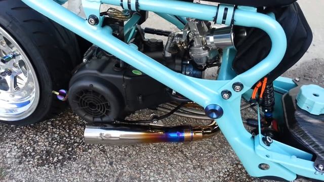 Akrapovic GP Megaphone Exhaust Honda Ruckus смотреть онлайн