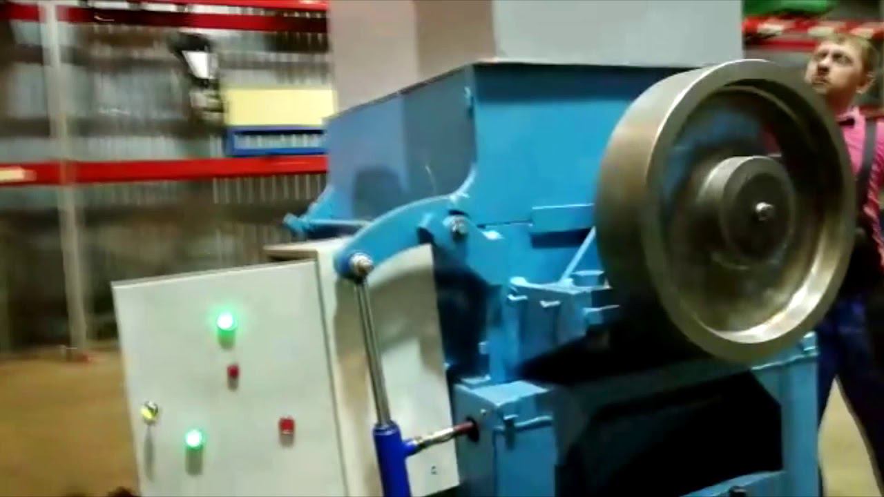 Дробилка PZO-800 DLU измельчает канистры смотреть онлайн