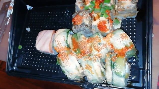 Тухляк из Якитории ?? Прокисшие роллы Шри-Ланка маки.