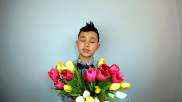 поздравление с 8 марта смотреть онлайн