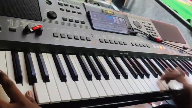 MAINSTAGE TONES IN MOBILE смотреть онлайн