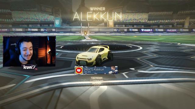 ΕΠΑΙΞΑ ΜΕ CONTROLLER... | Rocket League #3 смотреть онлайн