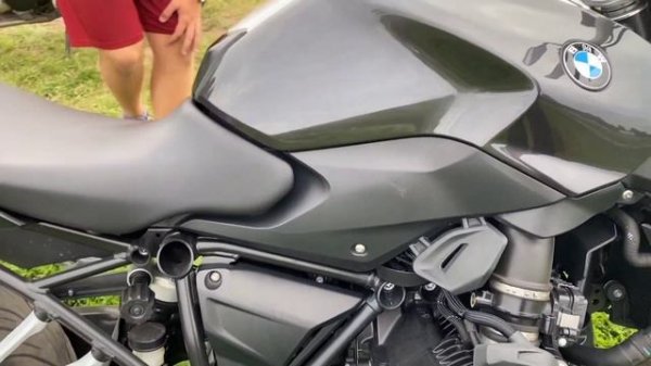 Обзор BMW R1200R