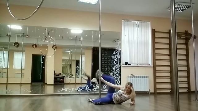 Masha Danceova PoleDanceExo смотреть онлайн