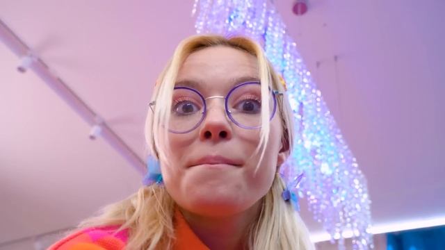 Alt Girl, Soft Girl, Ботанша и Indie Сестра! Мы Остались с Папой смотреть онлайн