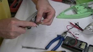 Как отремонтировать утюг своими руками. Секреты разборки и ремонта.