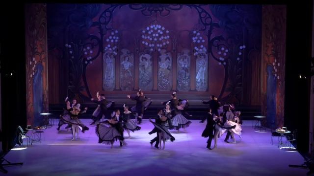 Danza Classica Accademica: i corsi del Lyceum a Napoli смотреть онлайн
