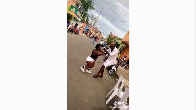 Bachata Dominican Style, Street dance couple, Raulin Rodriguez - Porque tengo ganas, From Dom. Rep. смотреть онлайн