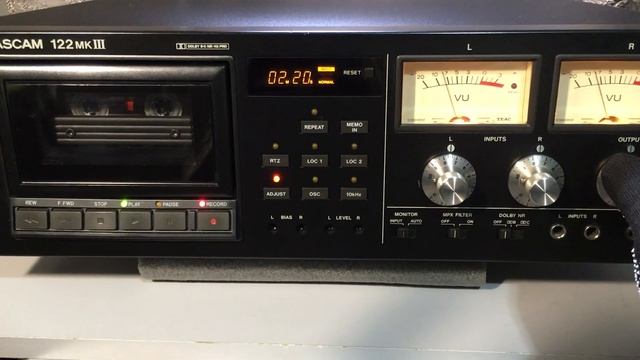 Кассетная дека Tascam 122 Mk III смотреть онлайн