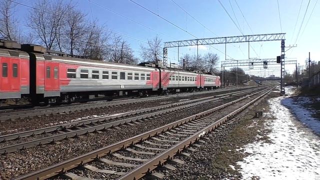 Электропоезд ЭД4М-0430 (ТЧ-31) пригородный поезд №6524 аэропорт Домодедово - Москва. смотреть онлайн