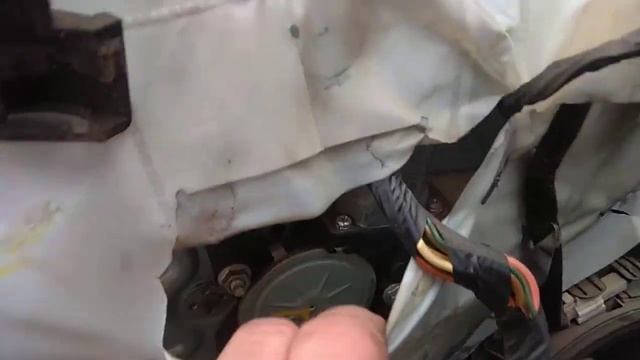 Kia cerato(церато)2010г.в, разбераем переднюю дверь, снимаем карту двери, достаём стекло, киа черат смотреть онлайн