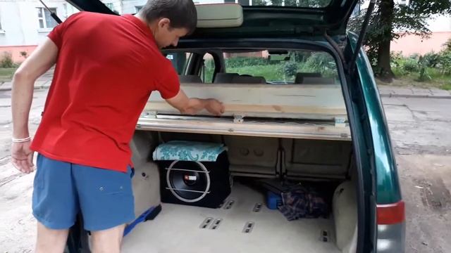 Полка багажника Фиат Улисс, Пежо 806, Ситроен Эвазион, Лянча Зета