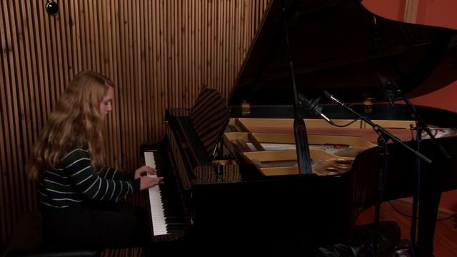Chopin's Mazurka No 13 смотреть онлайн