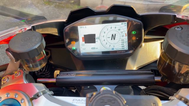 Ducati Panigale V2 Bayliss 2023 Sound Stock & Cold Start. La Moto Di @fallougueyeinmoto