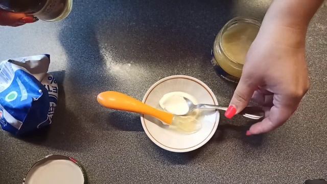 ОСВЕТЛИТЬ И ОМОЛОДИТЬ КОЖУ ПРОСТО С ЭТОЙ НАТУРАЛЬНОЙ МАСКОЙ,РЕЦЕПТ? смотреть онлайн