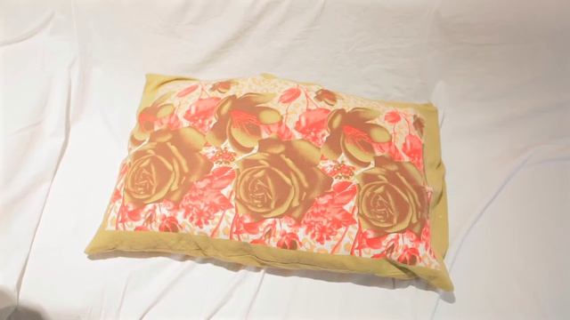 Magic Pillow Demo смотреть онлайн