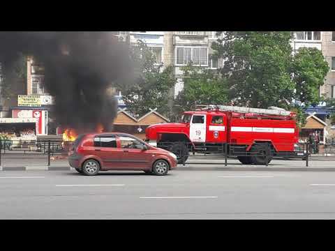 Горит автомобиль. 21.06.2022. Ижевск Удмуртия смотреть онлайн