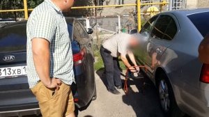 Что делать?, если закрылся Ваш авто с ключами внутри. Вскрываем Skoda Oktavia