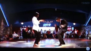 Танец Твист исполняют Ума Турман и Джон Траволта.wmv