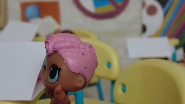 С УРОКОВ НА ГОРШОК) ПОМЕНЯЛИСЬ с малышами лол сюрприз местами! Смешные куклы ЛОЛ мультики Даринелка смотреть онлайн