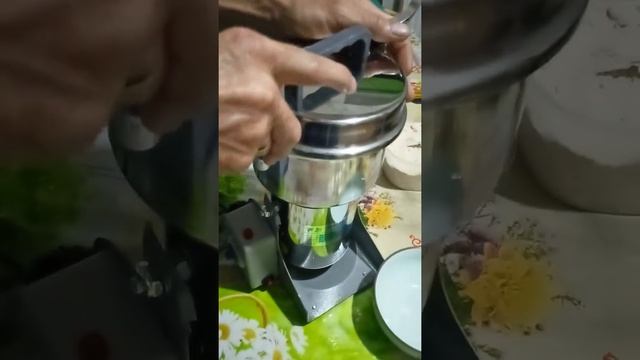 Мельница ножевая, измельчитель кофе, пшеницы, гороха,... смотреть онлайн