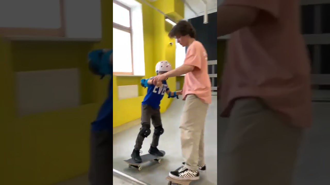 Детский клуб в Bunny Hop смотреть онлайн