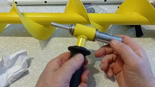 ледобур "Iceberg" 130 и шуруповерт "DeWalt 996 P2" смотреть онлайн