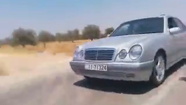 Mercedes E200 kompressor 2005 Vs E200 1997 смотреть онлайн