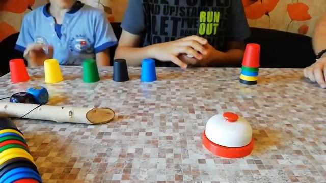 Настольная игра "Кто быстрее?", и остальные игрушки смотреть онлайн
