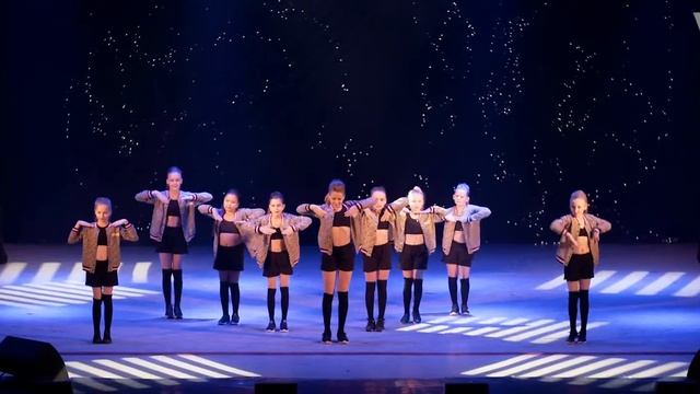 Танцевальный центр "Visions" - Jazz Funk Kids Pro смотреть онлайн