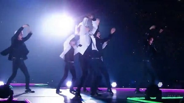 EXO(엑소)_ ' GRAVITY '