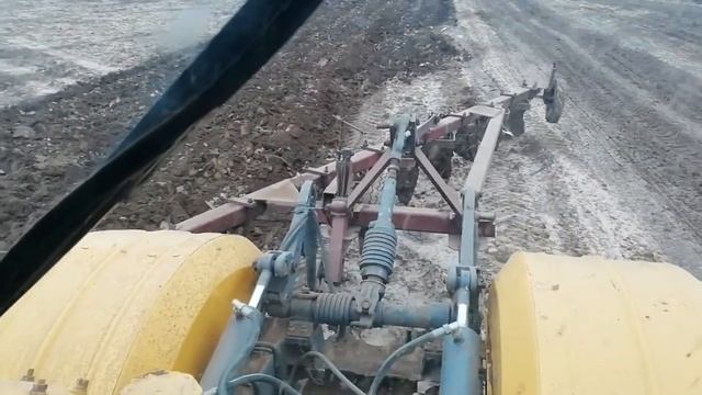 Весновспашка на Кировце. Сушка солонцов и солонцовых пятен. смотреть онлайн