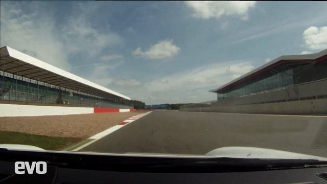 In-car Porsche 911 GT3 4.0 At Silverstone - EVO