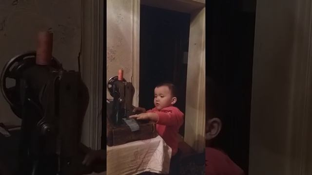 МАЛЕНЬКАЯ ШВЕЯ смотреть онлайн