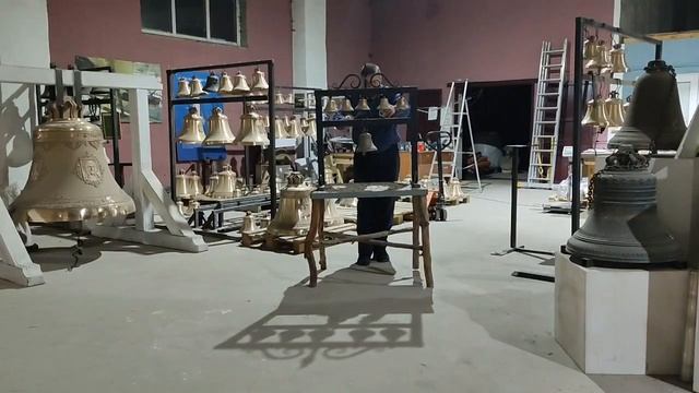 Детская звонница "Калинка". Праздничный колокольный звон смотреть онлайн