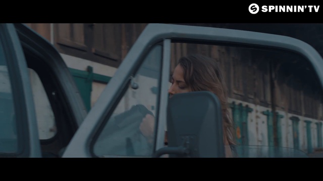 Mike Mago & KC Lights - Daylight (Official Video) смотреть онлайн