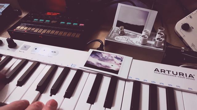 Vignette: Greenspace | Ambient Volca FM with Space Spiral Delay смотреть онлайн