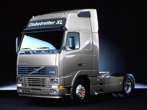 VOLVO FH12. Не переключаются ряды и половинки в коробке передач..mp4