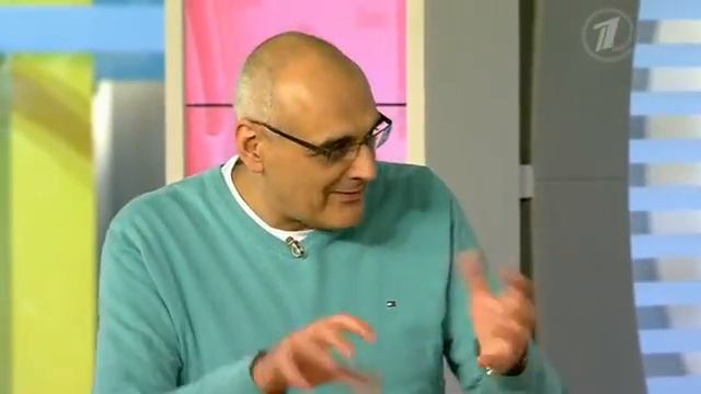 У меня температура. Когда и как снижать градус смотреть онлайн