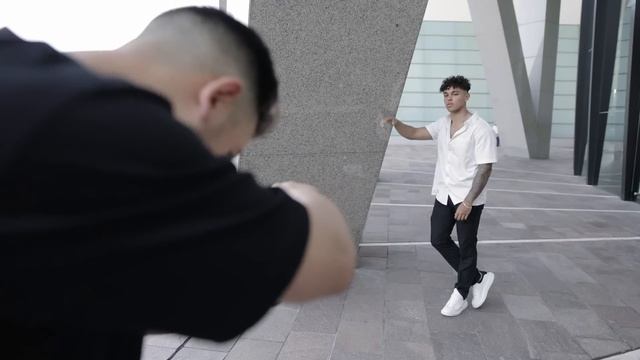 Simple Poses For Male Models