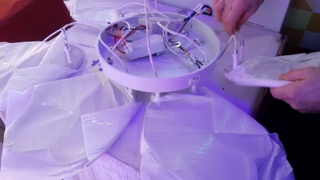 СБОРКА И ПОДКЛЮЧЕНИЕ LED ЛЮСТРЫ НОВОГО ПОКОЛЕНИЯ смотреть онлайн